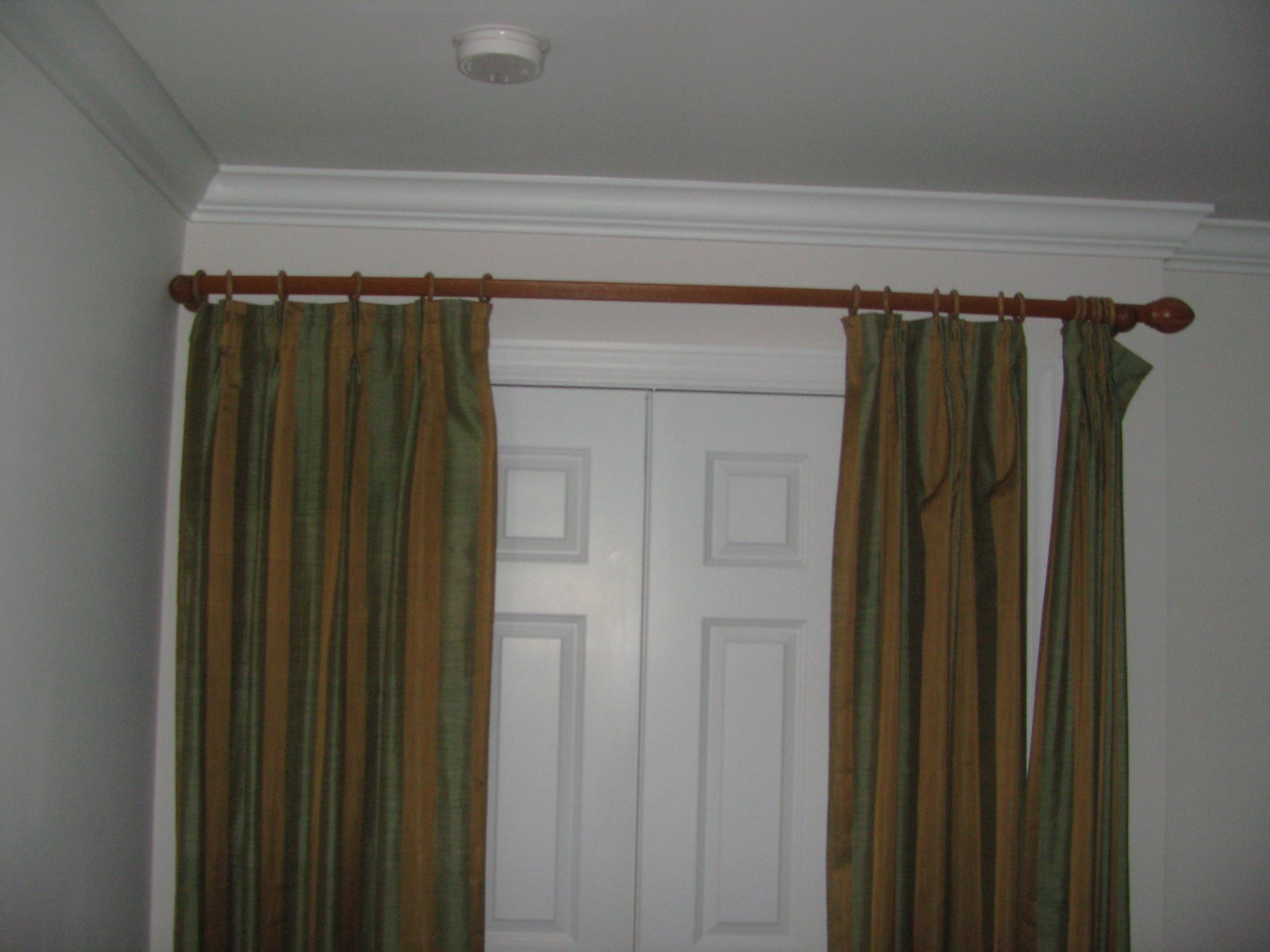 Latest Curtain Designs for Drawing Room